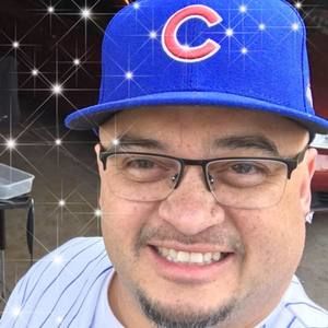 Meet your Posher, Carlos